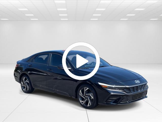 2025 Hyundai Elantra SEL Sport photo 2