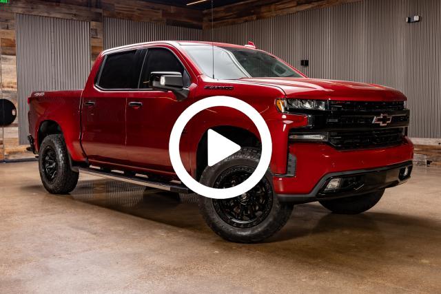 2019 Chevrolet Silverado LTZ photo 2