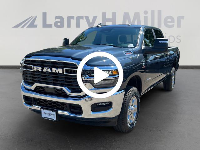 2025 Ram 2500 Big Horn photo 2