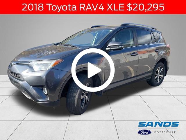 2018 Toyota RAV4 XLE photo 2