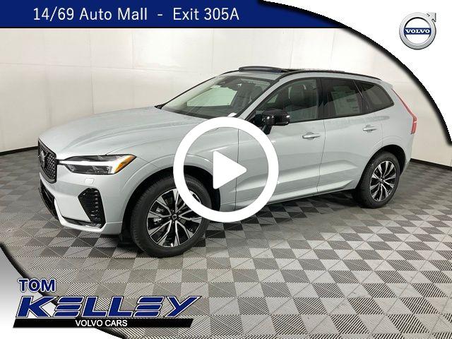 2025 Volvo XC60 B5 Core photo 2