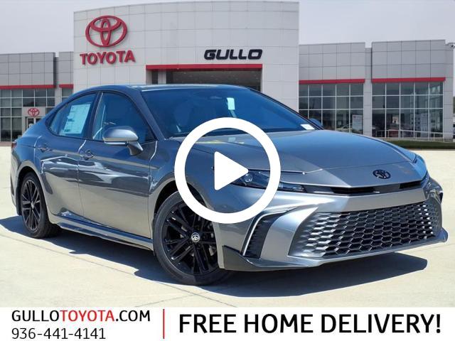 2026 Toyota Camry SE photo 2