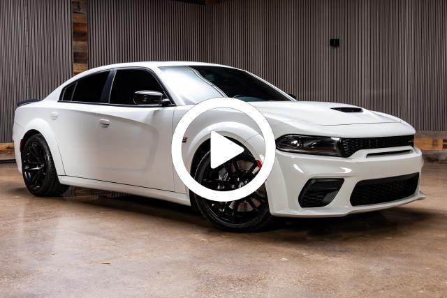 2023 Dodge Charger R/T Scat Pack Widebody photo 2