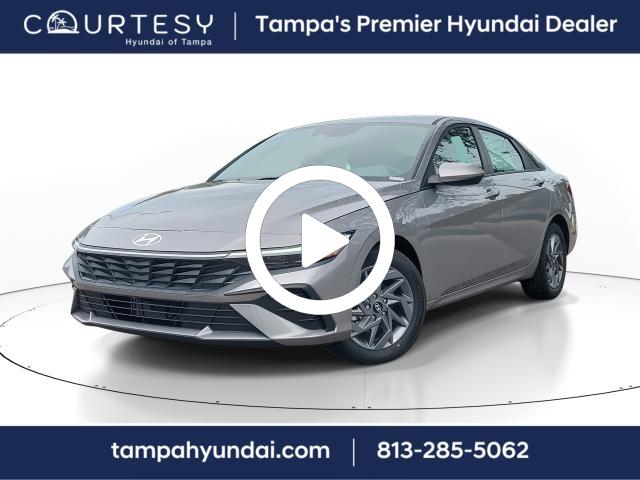 2025 Hyundai Elantra Hybrid Blue photo 2