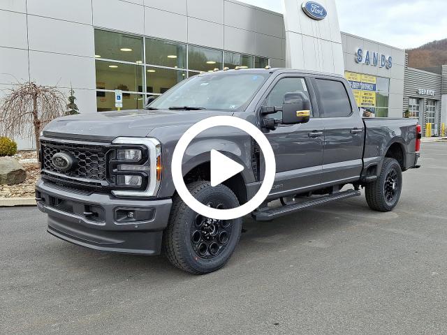 2025 Ford F-350 Lariat photo 2