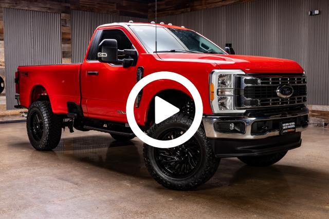 2023 Ford F-350 photo 2
