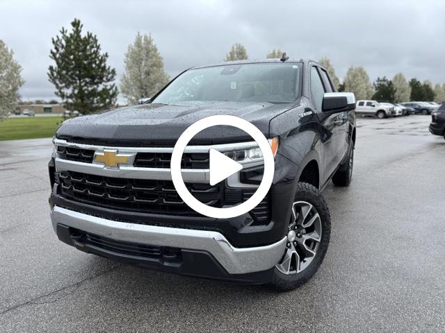 2024 Chevrolet Silverado 1500 LT photo 2