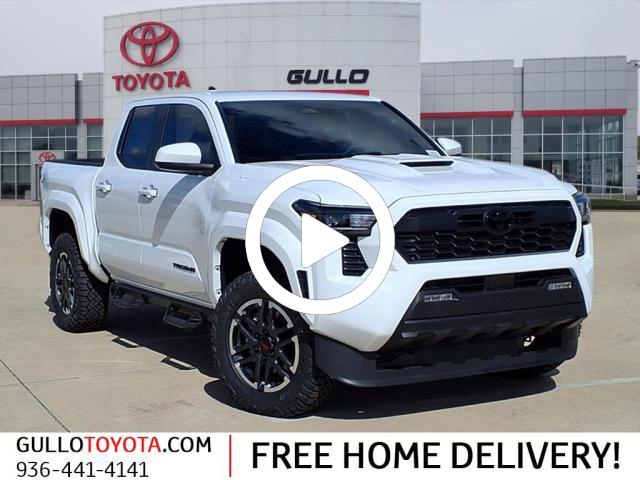 2025 Toyota Tacoma TRD Sport Double Cab photo 2