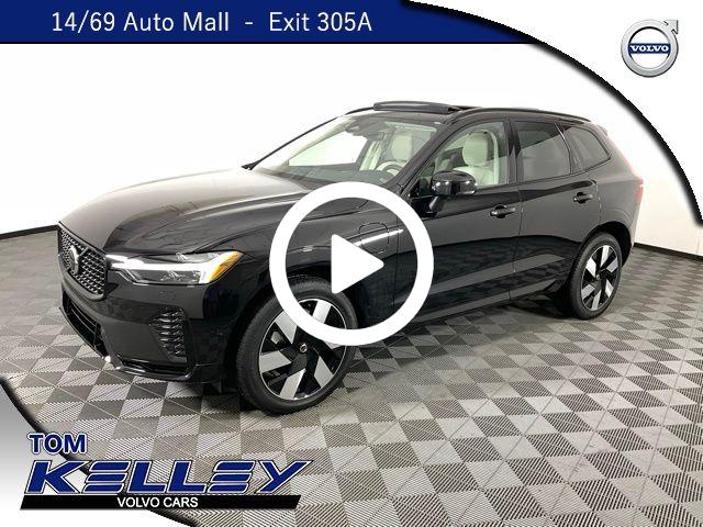 2025 Volvo XC60 Hybrid T8 Plus photo 2