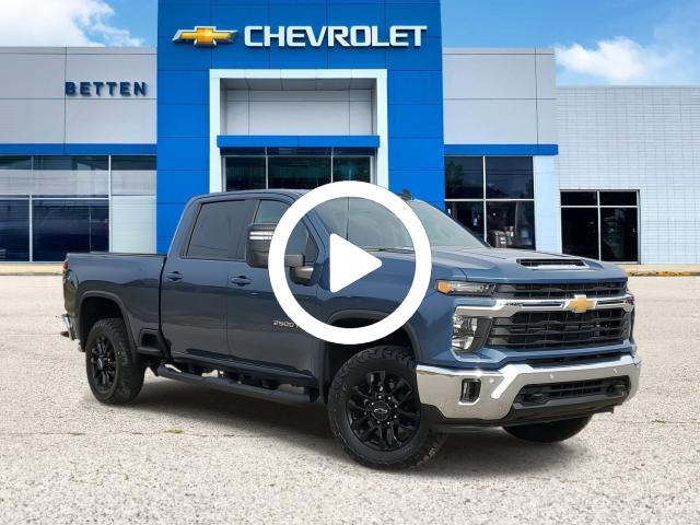 2025 Chevrolet Silverado 2500HD LT photo 2
