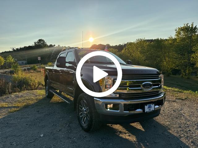 2017 Ford F-350 Lariat photo 2