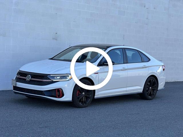 2022 Volkswagen Jetta GLI Autobahn photo 2