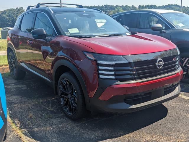 2025 Nissan Kicks SR photo 9