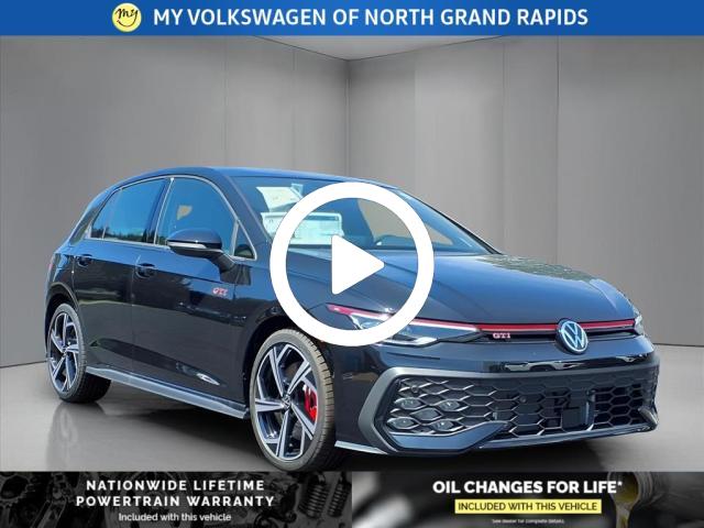 2025 Volkswagen Golf GTI SE photo 2