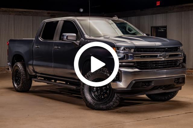 2021 Chevrolet Silverado 1500 LT photo 2