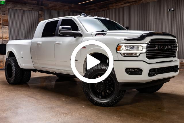 2022 Ram 3500 Laramie photo 2