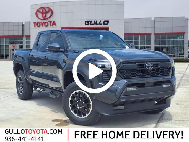 2025 Toyota Tacoma TRD Off-Road Double Cab photo 2