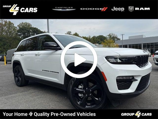 2023 Jeep Grand Cherokee Limited photo 2