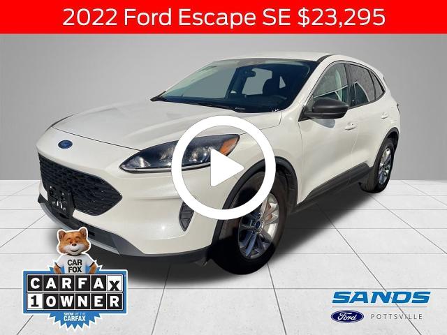 2022 Ford Escape SE photo 2