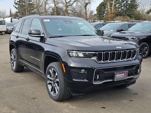 2025 Jeep Grand Cherokee Overland photo 13