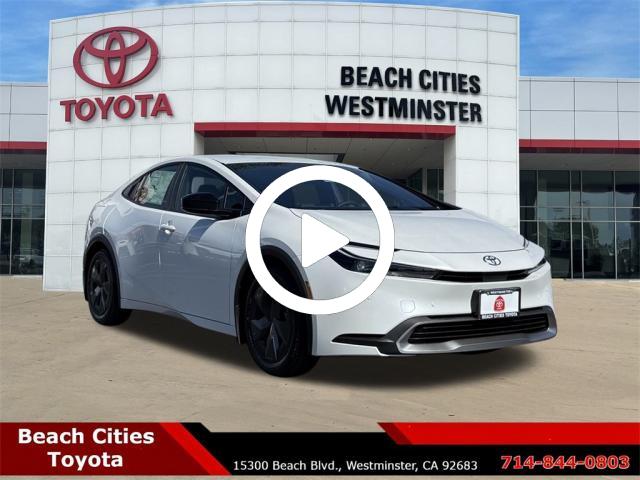 2026 Toyota Prius Plug-in Hybrid SE photo 2