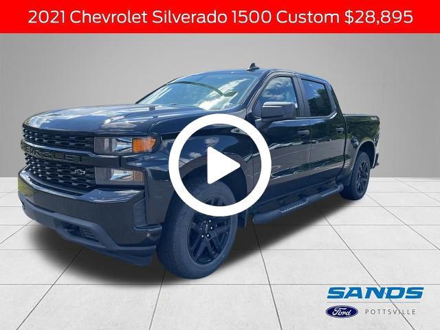 2021 Chevrolet Silverado 1500 Custom photo 2