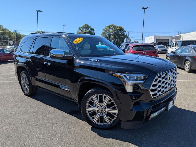2025 Toyota Sequoia SR5 photo 38
