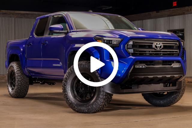2025 Toyota Tacoma SR5 Double Cab photo 2