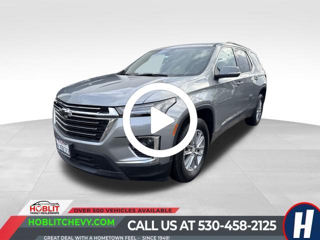 2023 Chevrolet Traverse Cloth photo 2