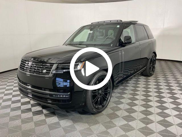 2025 Land Rover Range Rover SE photo 2